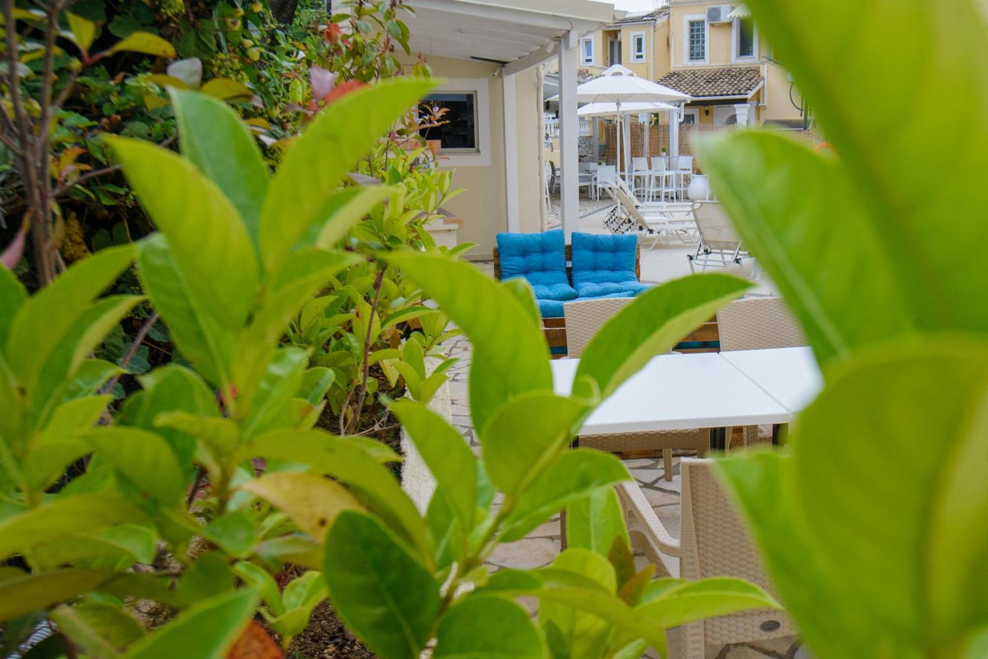 Saint Spiridon Hotel Kassiopi Extérieur photo